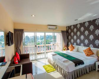 Surin Sunset Hotel - Choeng Thale - Bedroom