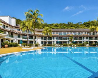 Residence Inn Cherating - Balok - Pool