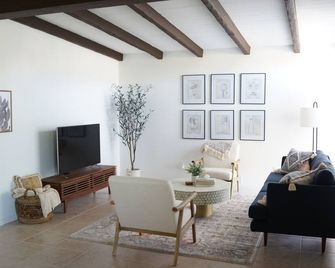 Succulent House - Near La Jolla & Ucsd Ac & Ev - سان دييغو - غرفة معيشة