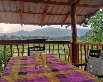 ridge boundary view - Dambulla - Balcony