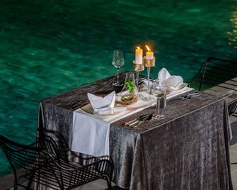 Best Western Plus Nexen Pattaya - Bang Lamung - Лоббі