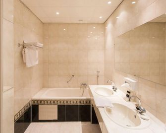 Hotel Restaurant Talens Coevorden - Coevorden - Bathroom