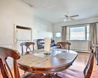 Charming Long Island Apartment w/ Free WiFi! - East Meadow - Dining room
