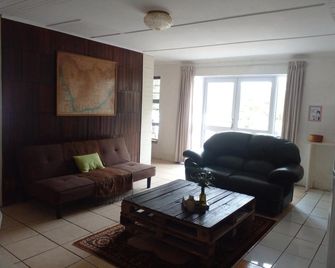 Dollery House - Port Alfred - Wohnzimmer