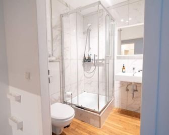 Honeybee Properties Ferienwohnungen Koblenz - Coblenza