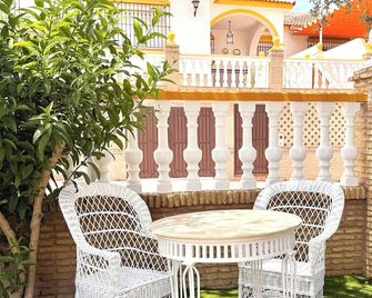 Hotel Victoria Matalascañas - Matalascanas - Patio