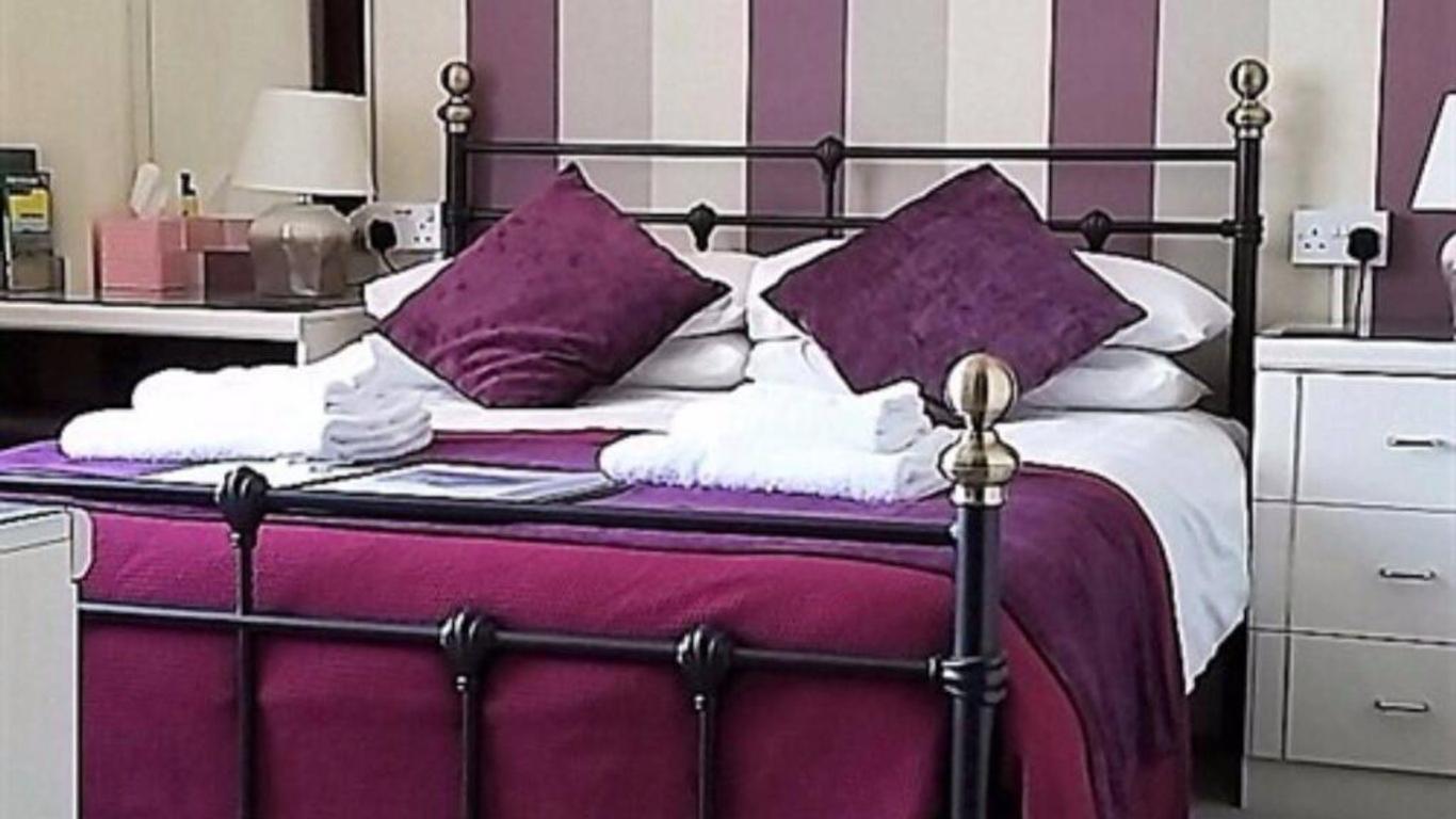 Merritt House - B&B