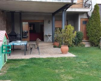 Cal Sabata - Estany - Patio