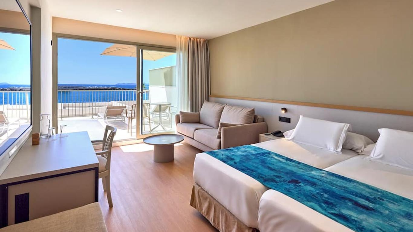 Universal Hotel Romantica