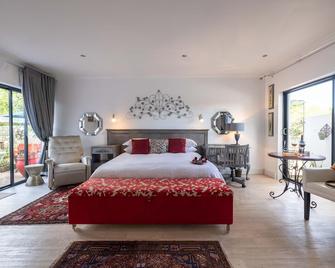 Cape Pillars Boutique Hotel - Durbanville - Bedroom