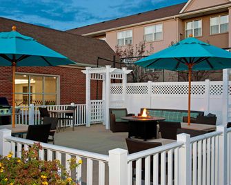 Residence Inn by Marriott Lansing West - Lansing - Patio