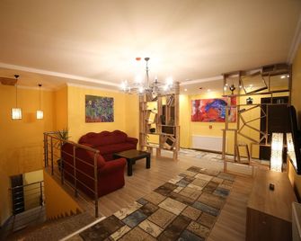 Hotel Soft - Batumi - Living room