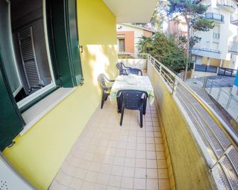 Residence Solemar - Agenzia Cocal - Caorle - Parveke