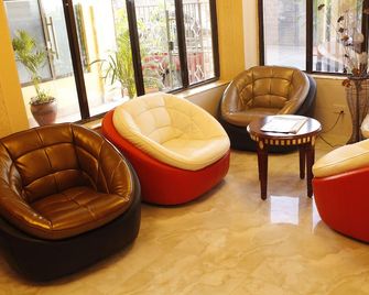 Easy Hotel Kenya - Nairobi - Lounge