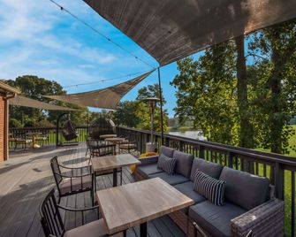 Wyndham Garden Galena Hotel & Day Spa - Galena - Balcone
