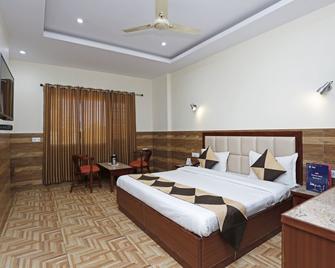 Hotel Vishnu Inn - Dehradun - Habitación