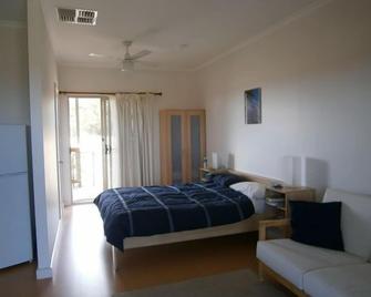 Flour Cask Bay Retreat - American River - Bedroom