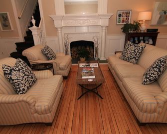 Anchor Inn Beach House - Provincetown - Sala de estar