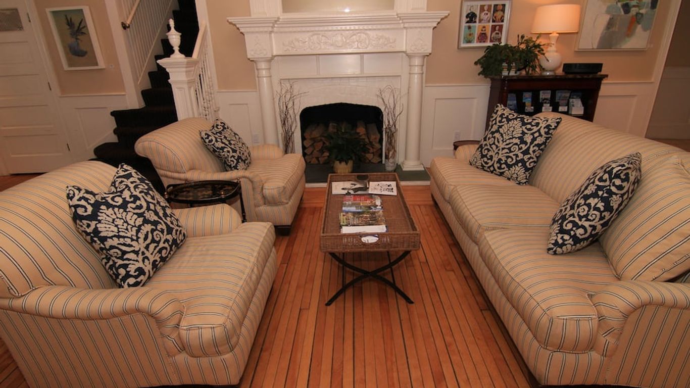 Anchor Inn Beach House