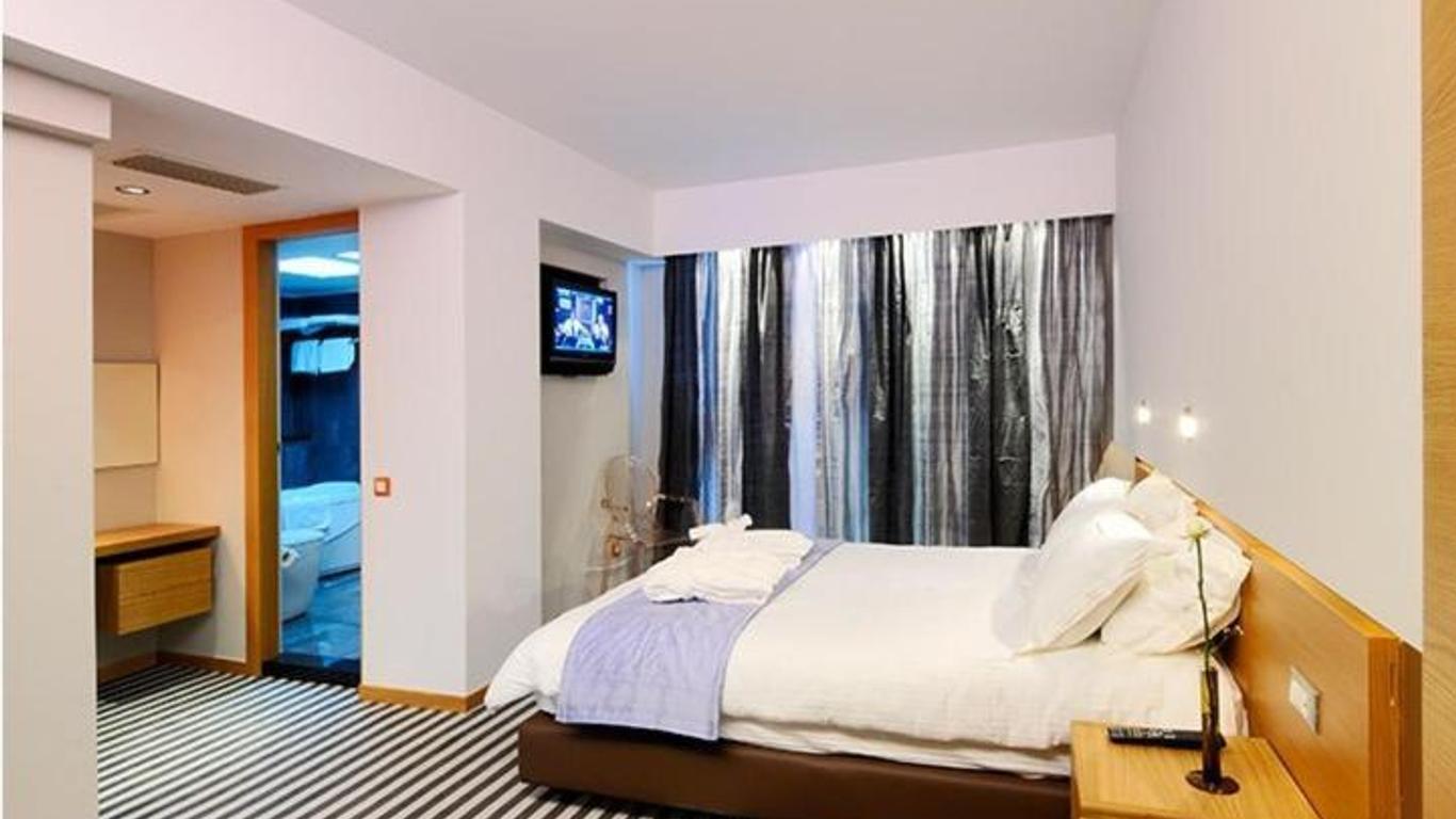 Galaxy City Center Hotel
