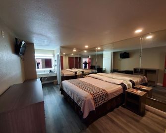 River Inn Motel - San Antonio - Bedroom