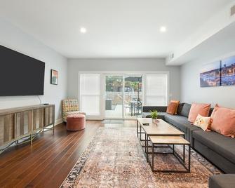 Penthouse Master - 3 Stories - 4 Car - Pittsburgh - Sala de estar