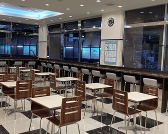 Toyoko Inn Tokyo Keihin Tohoku-sen Oji-eki Kita-guchi - Tokio - Restaurant