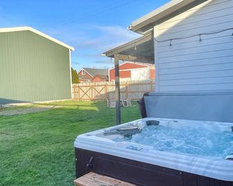 Waddle On Inn- Hot Tub, Pet Friendly, Fu - Ocean Park
