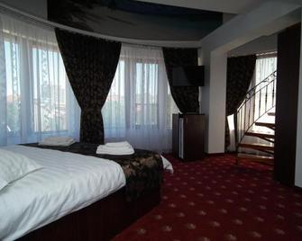 Vila Queen Mary - Constanţa - Bedroom