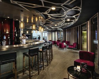 Novotel Suites Hanoi - Hanoi - Bar