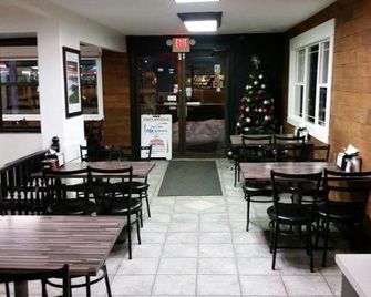 Wild Rose Country Inn - Grande Prairie - Restaurant