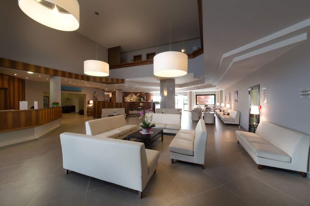 هوتل دو بارك - سيرميون - ردهة