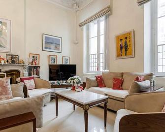 Jardin du Sequoia - Bordeaux - Living room