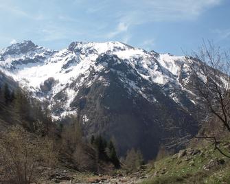 Ecrins Park House In The Village Of Valsenestre 1300m - Corps - Bâtiment