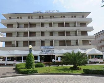 Hotel Adriatico - Bibione - Building