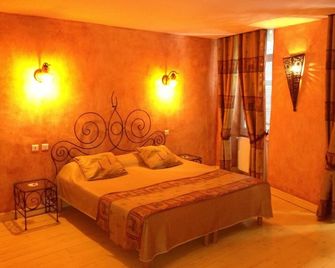 Hotel L'Astrolabe - Oloron-Sainte-Marie - Schlafzimmer