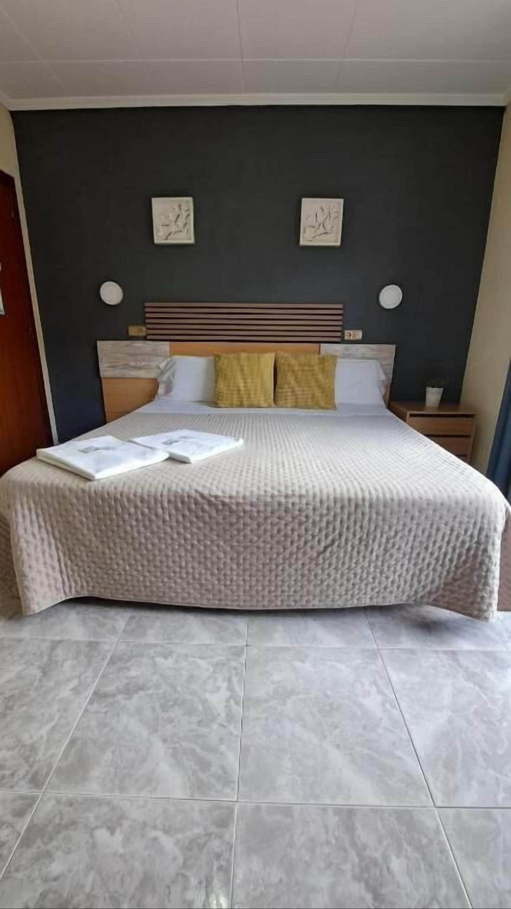 Hotel Rodsan Suizo - Castelldefels