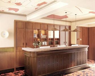 Hotel Salvia - Paris - Front desk