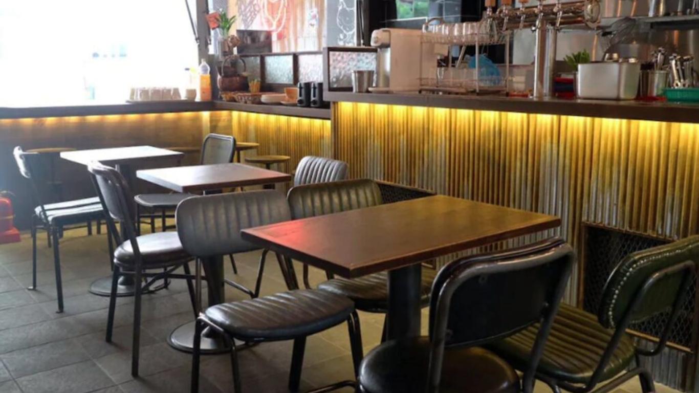 بيتر كات هوتل إنسادونج