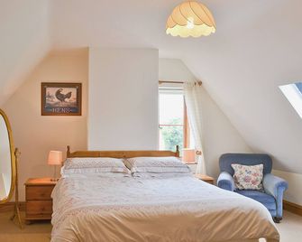 2 bedroom accommodation in Aldeby, near Beccles - Beccles - Schlafzimmer