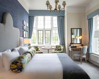 ذا بيليزلي مانور هوتل - ستراتفورد ابون آفون - غرفة نوم