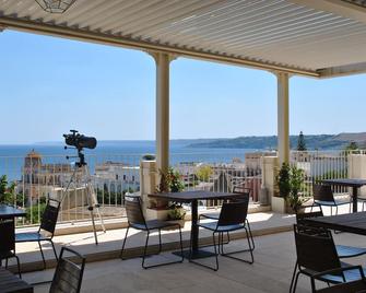 Est Hotel - Santa Cesarea Terme - Parveke