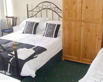 The Woodfield Hotel - Blackpool - Bedroom
