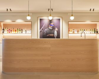 柏林頓飯店 - 奧斯坦德 - 櫃檯