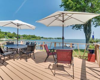 Bayfront Red Creek Vacation Rental with Boat Dock! - Red Creek - Balcony