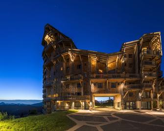 Résidence Pierre & Vacances Premium L'Amara - Morzine - Building