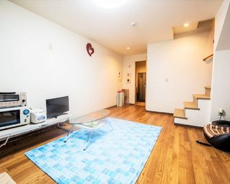 Jakotel - אוסקה - סלון