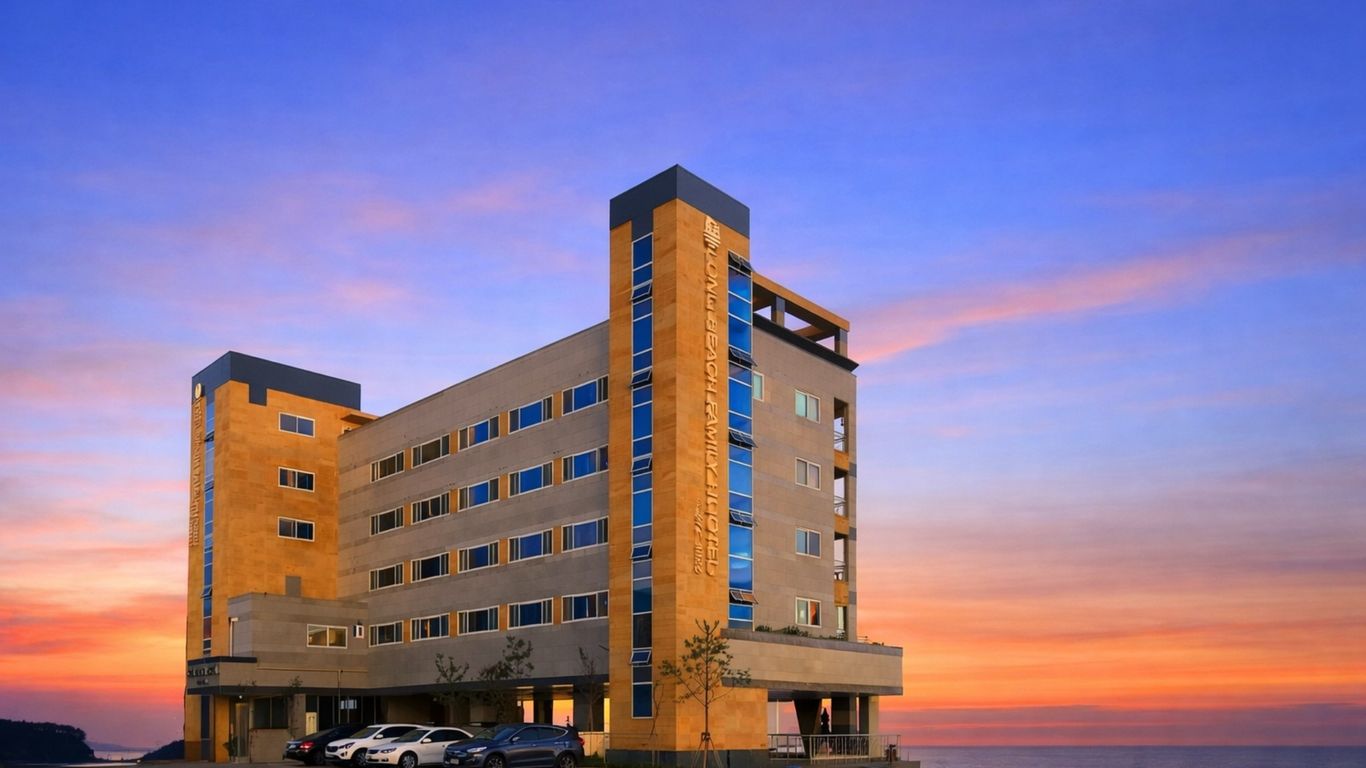 Longbeach Family Hotel