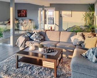 Nice Home In Sandefjord With Wifi - Sandefjord