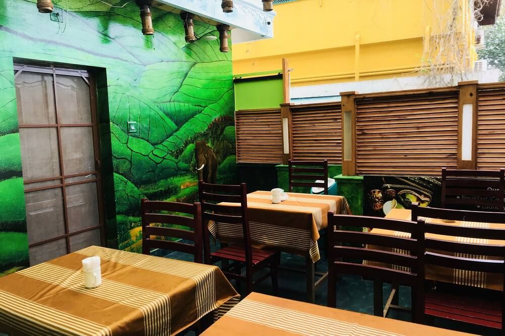 باستيان هومستاي - كوتشي - مطعم